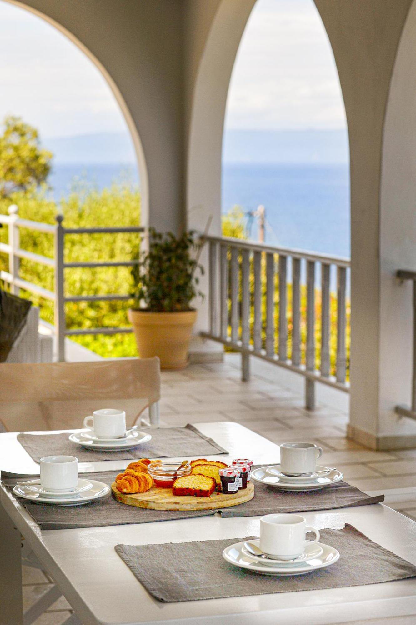 Porto Ozias Lioniskari Seaviews - Paxoi'S Private Pool Oasis 빌라 외부 사진